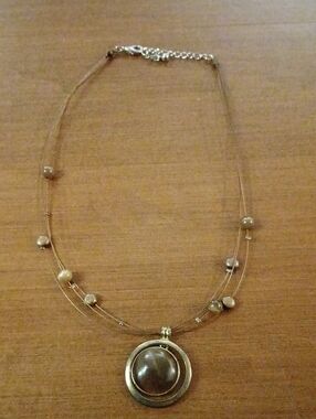 Delicate Beige Stone Pendant Necklace Unique Eye Stone